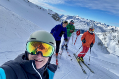 24-11-28-06-11-47-5452