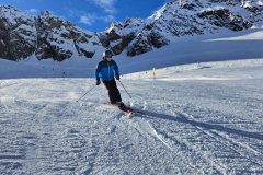 24-11-28-06-11-48-5461